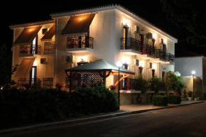 Гостиница Hotel Aris  Метони